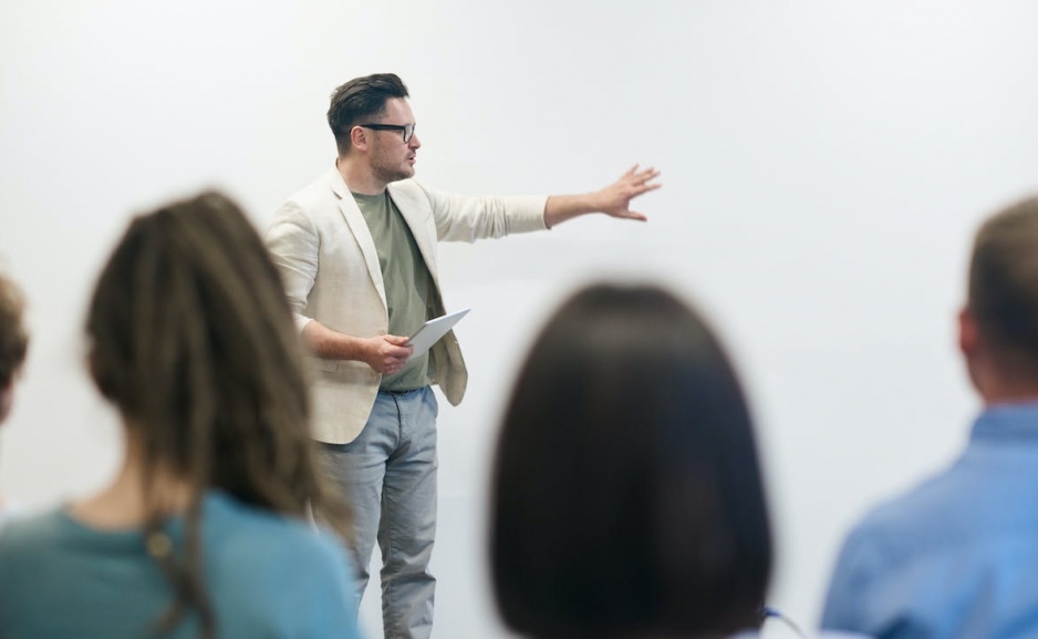 Kontynuacja innowacyjnych programów edukacyjnych w Warszawie po 15 latach sukcesu